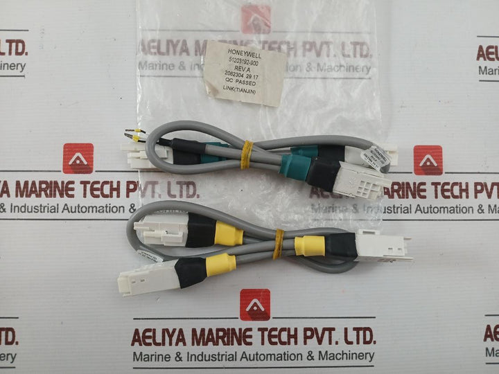 51203192-900 Rev A Honeywell Extender Cable Set