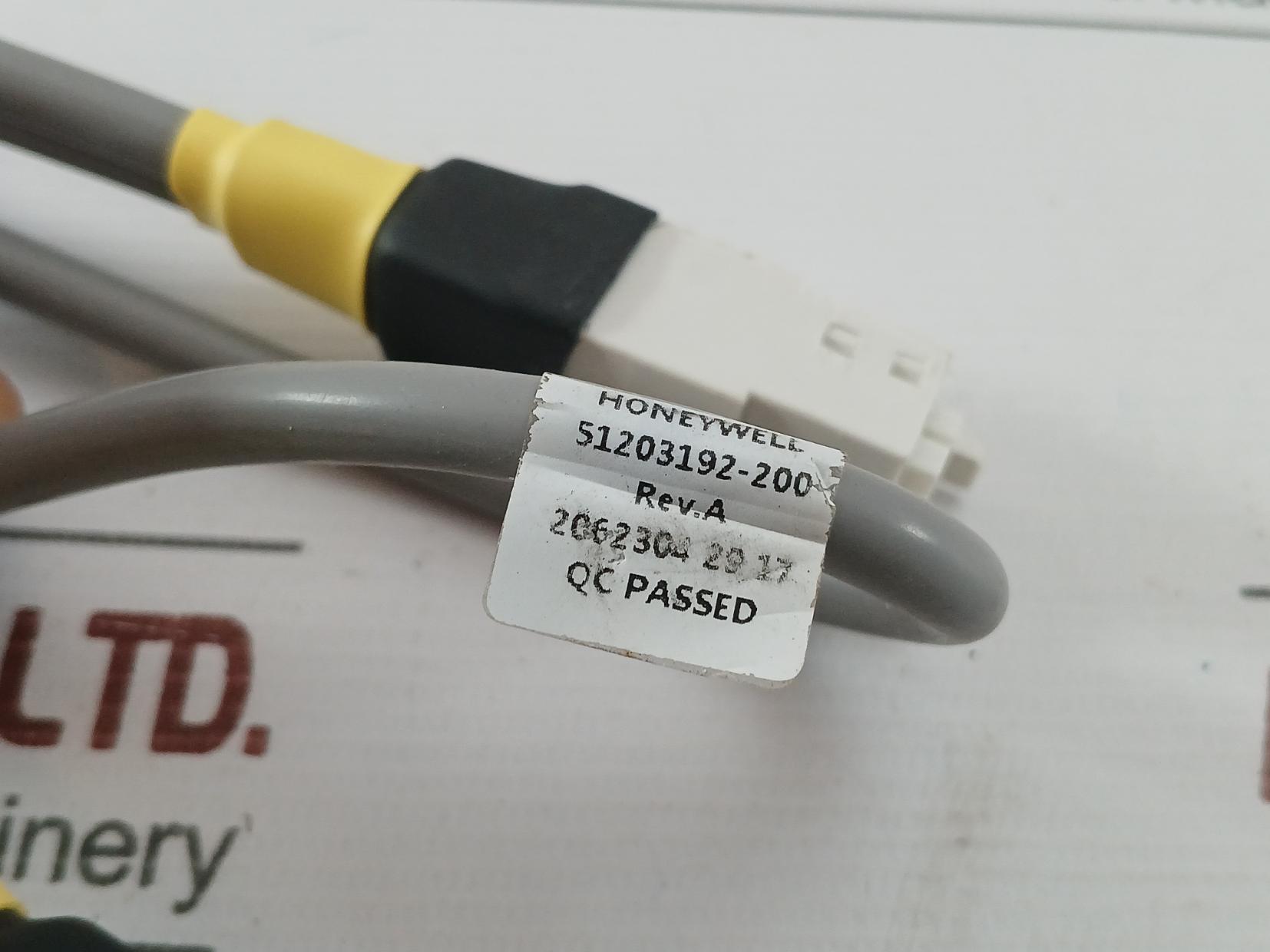 51203192-900 Rev A Honeywell Extender Cable Set