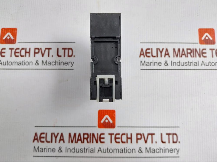 55-34-9-024-0070-Plug-in-Relay-24Vdc-By-Finder-208426-6