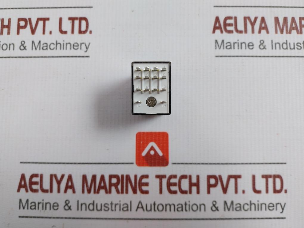 55.34.9.024.0070 Control Relay With Socket 24Vdc Finder