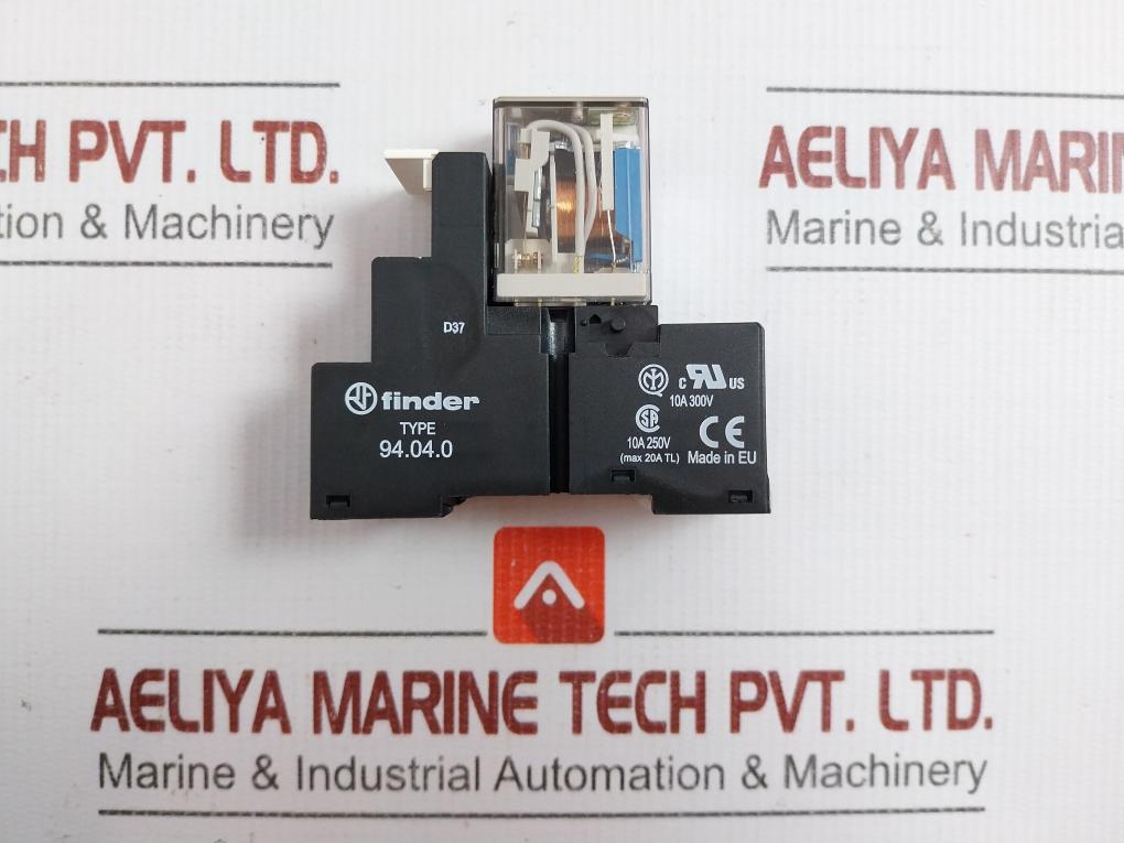 55.34.9.024.0070 Control Relay With Socket 24Vdc Finder