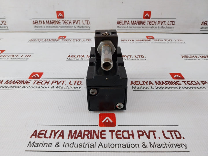 5653011340 Rexroth Directional Control Valve 10 Bar