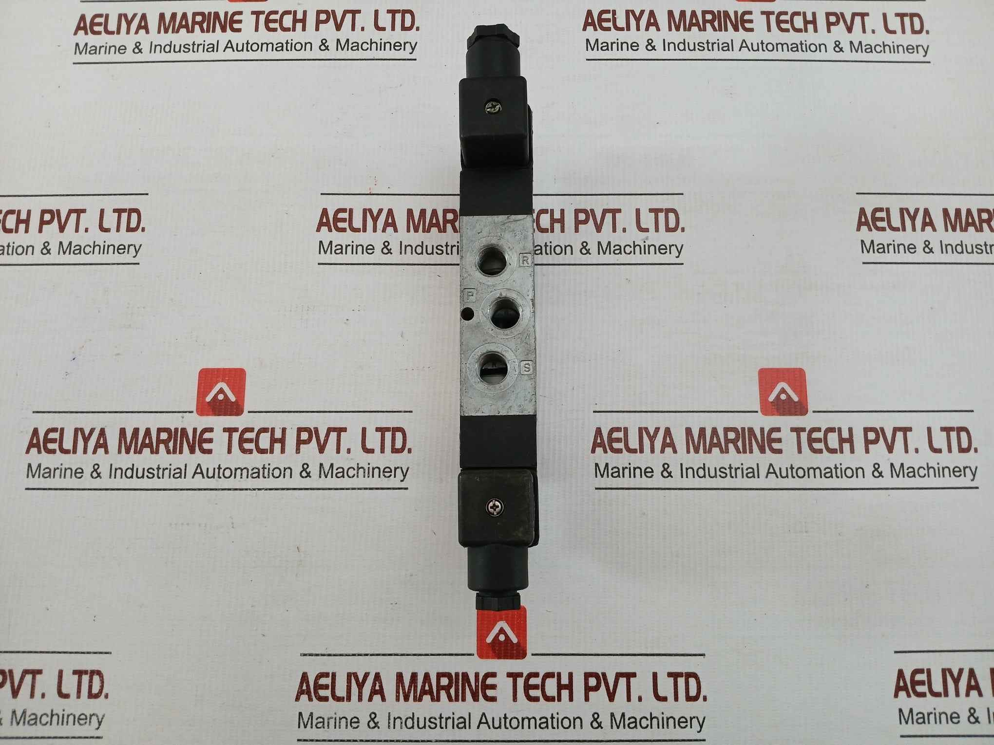 577 627.... 0 Pneumatic Double Solenoid Valve 230V 50/60Hz Rexroth