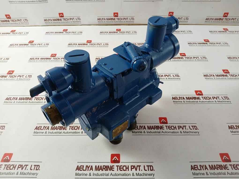 578-45.011-1 Hydraulic Directional Control Valve System 24V