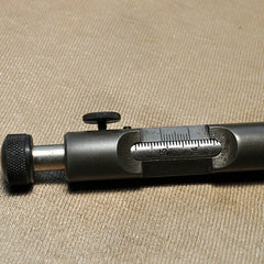 Simplex compact seal wear down gauge