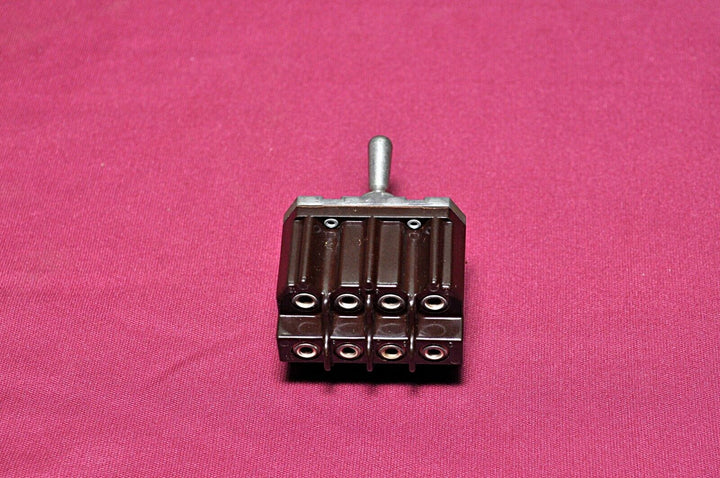 Cutler-hammer 8512K9 Toggle Switch 8835