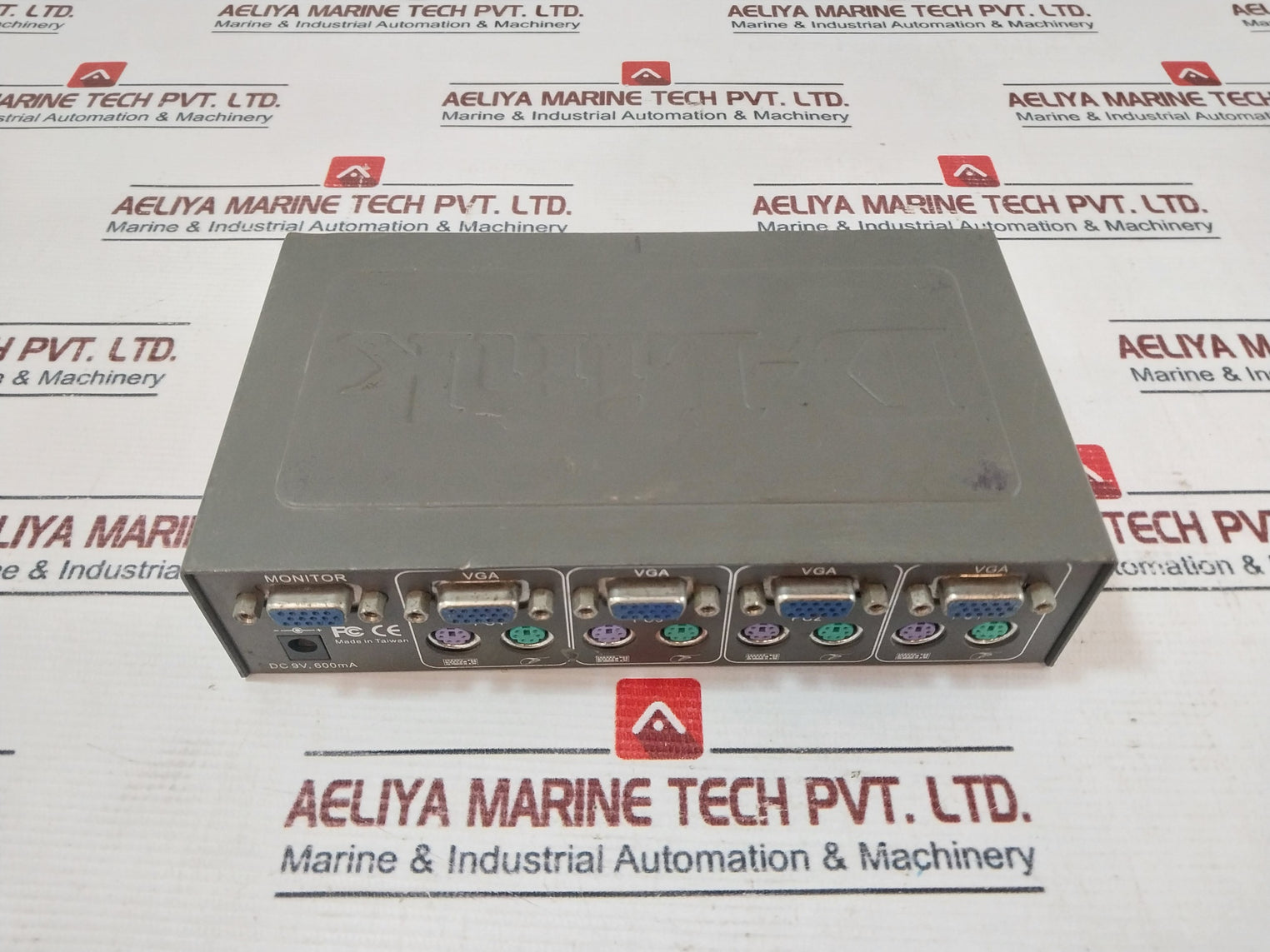 D-link Dkvm-4 4-port Kvm Switch 600Ma Dc9V