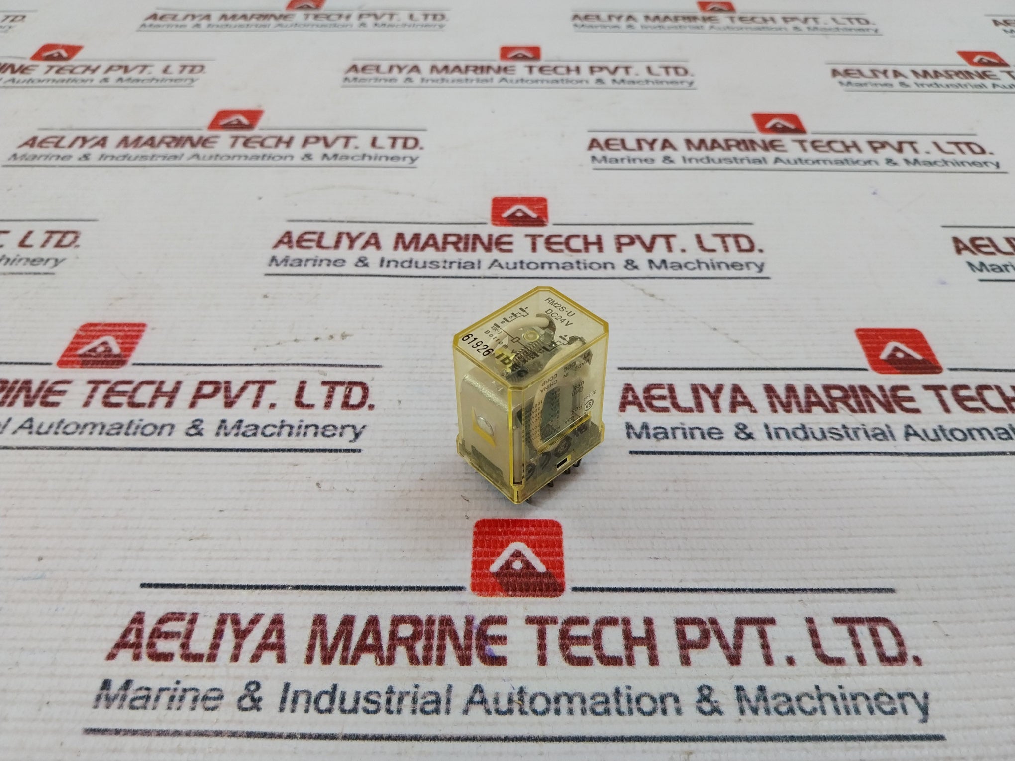 Idec Rm2S-u Relay 6A 240Vac
