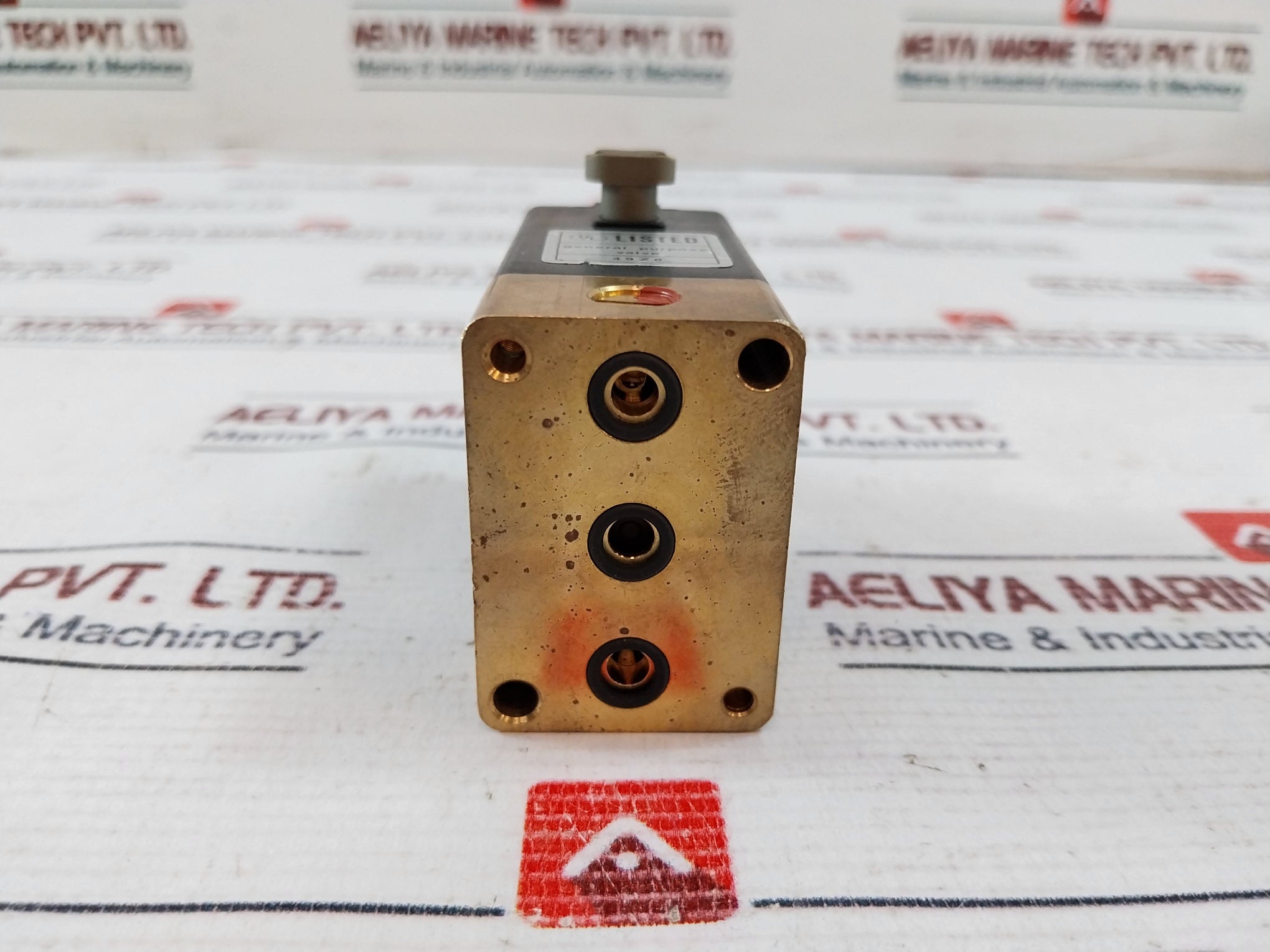Burkert 0331 C 5/64 Fkm Br Solenoid Valve 240V 60Hz 8W