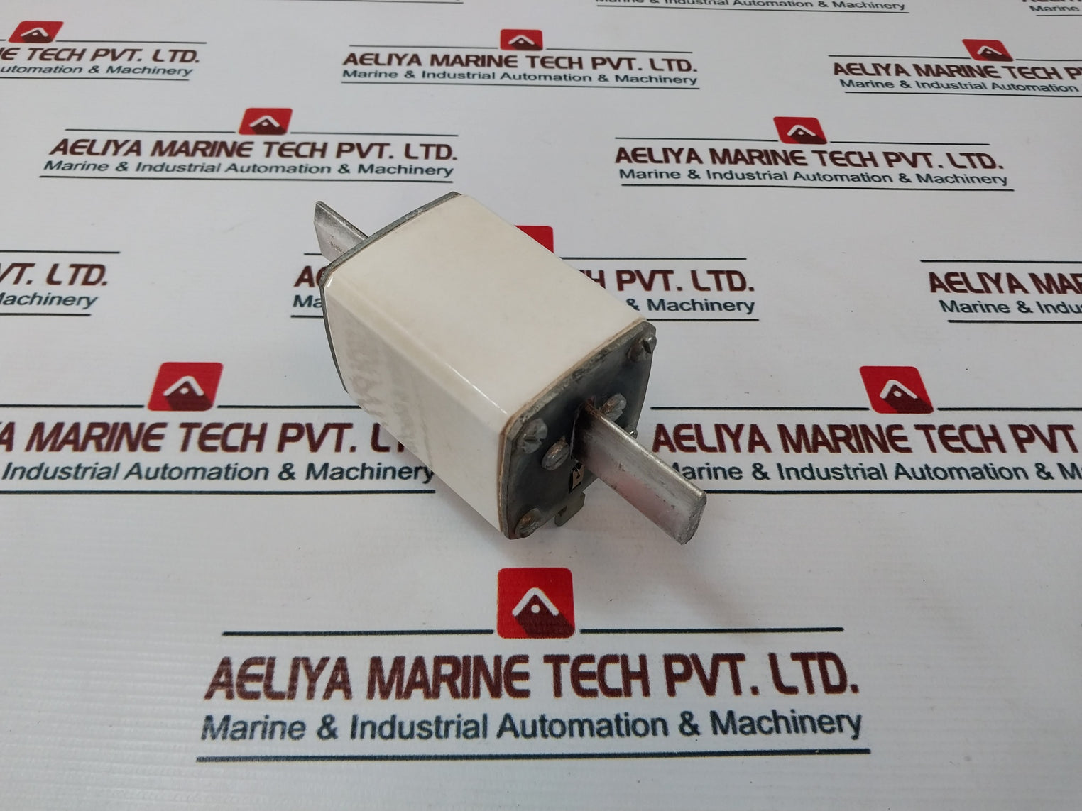 Karl Jung Iec 269-2 Gl Fuse 200A 500V