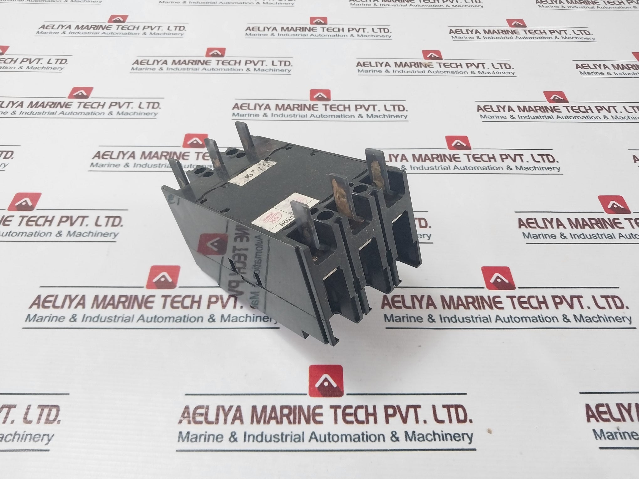 Terasaki Xs50Nb 3 Pole Circuit Breaker Ac660V 50-60Hz 20A