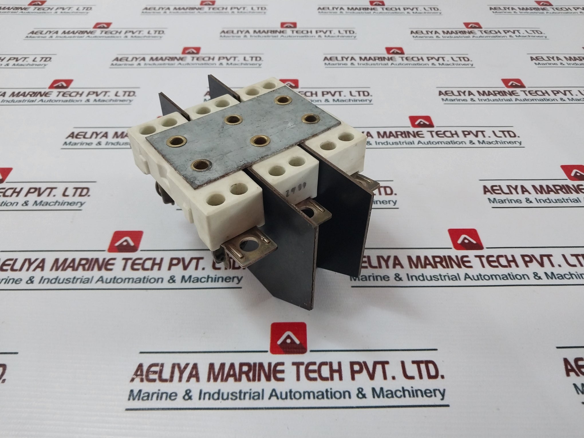 Ferraz Shawmut Nh 00-e Din Rail Mounting Nh Fuse Base 160A 690V~12W