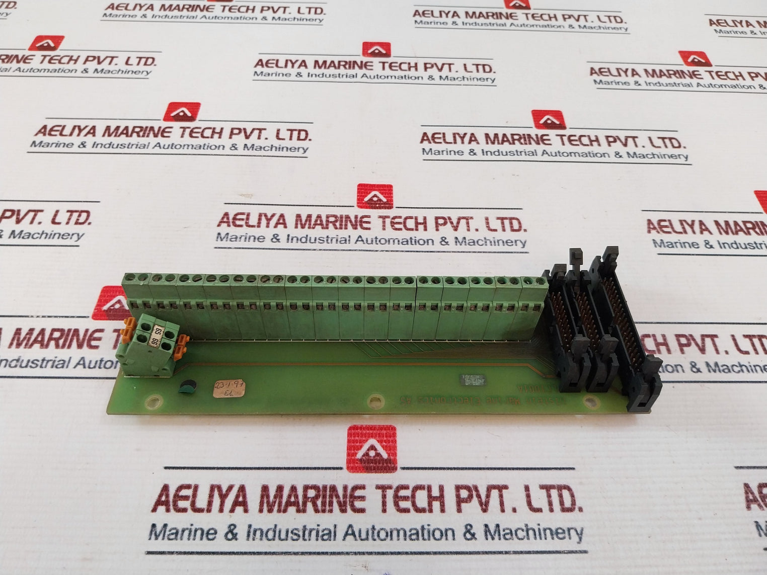 Hp J9777A 8 Port Ethernet Switch 2530-8G 1.3A 12V