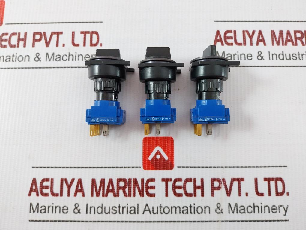61-4610.0 Selector Switch Actuator 300Vdc 250Vac Eao