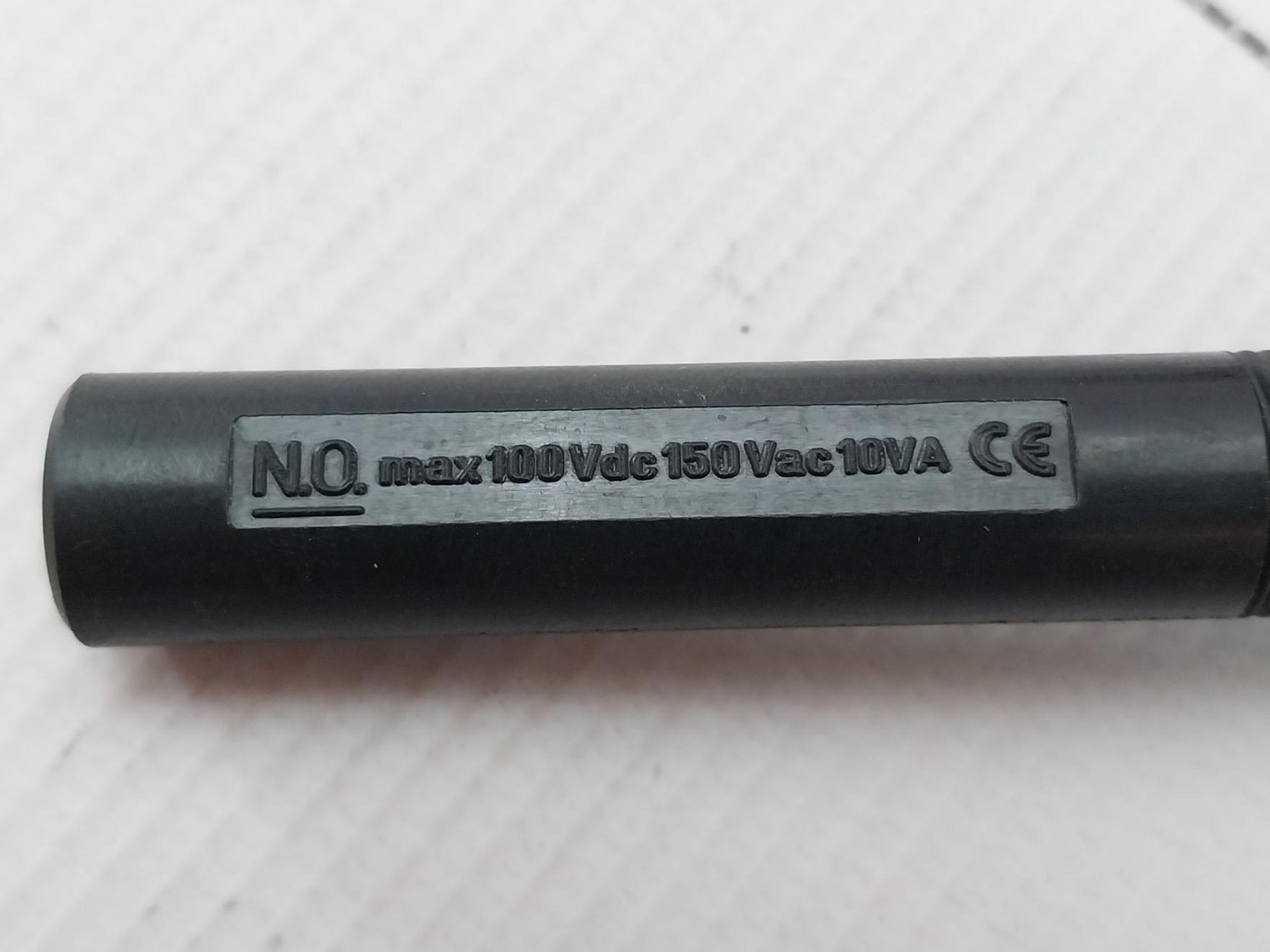61U Leveling Sensor Max 100Vdc 150Vac 10Va