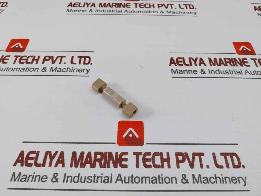 6367402 Brand Waters Peek Union Fitting