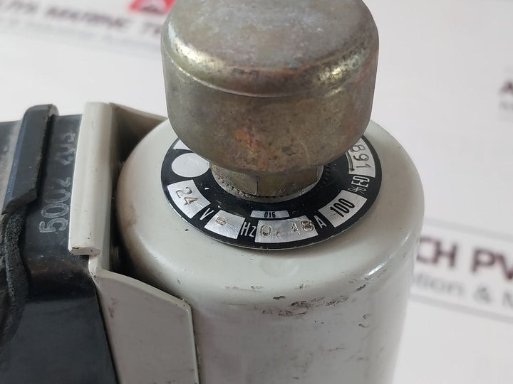 Wabco 3721981120 changeover solenoid valve with external air-pilot