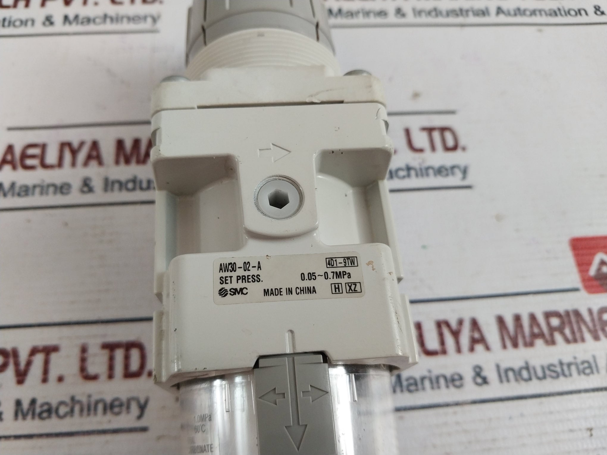 Smc Aw30-02-a Filter Regulator 4D1-9Tw