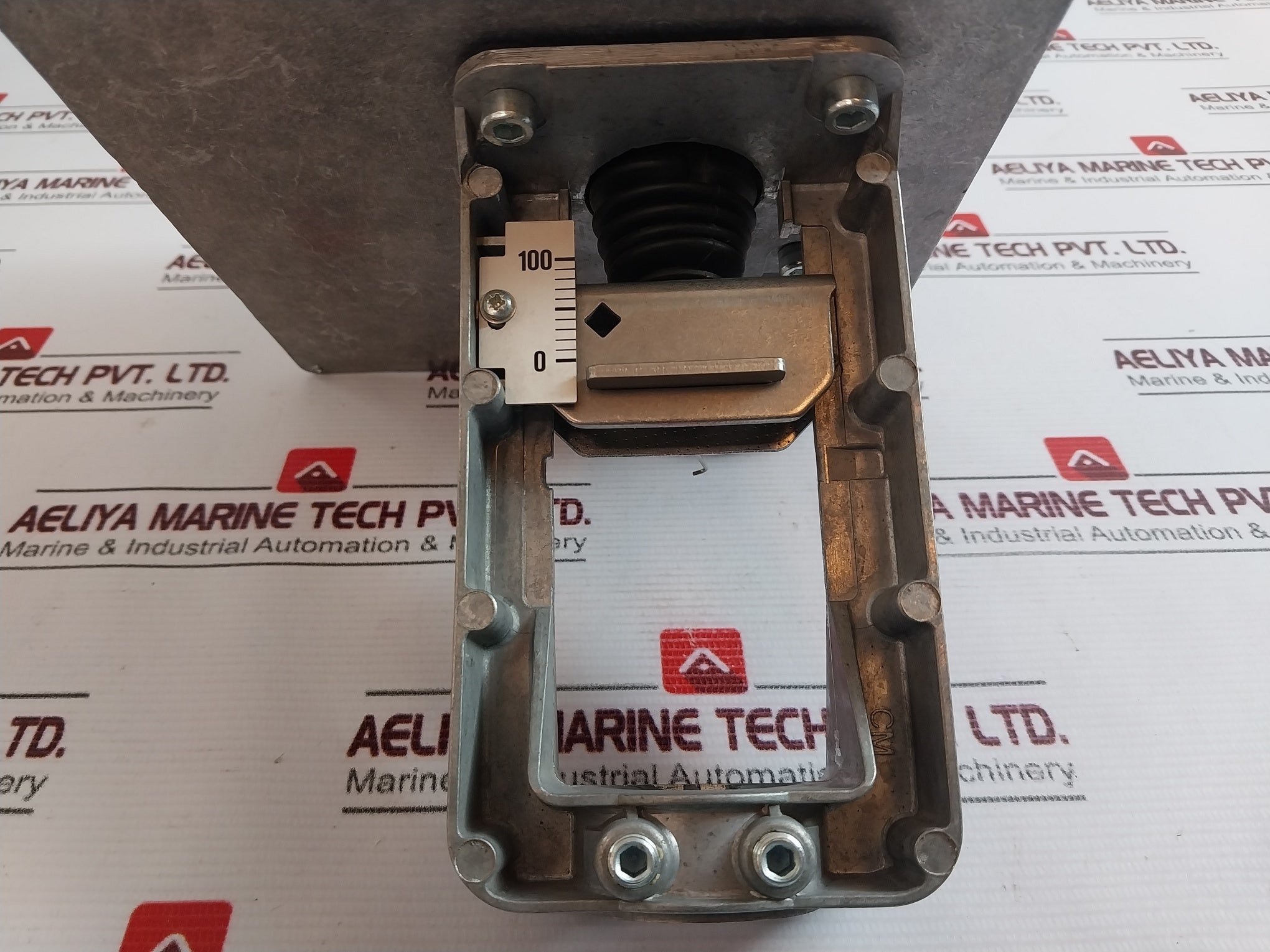 Honeywell Ml7421A3004 Electric Linear Valve Actuator Ip54