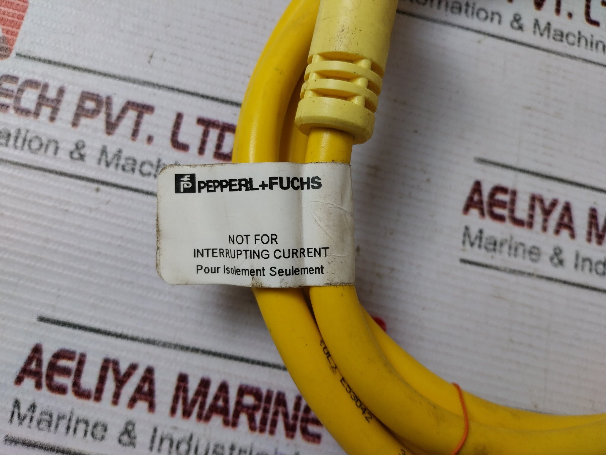 Pepperl+Fuchs V93-g-ye2M-stoow Extension Straight Cable 13A 600V