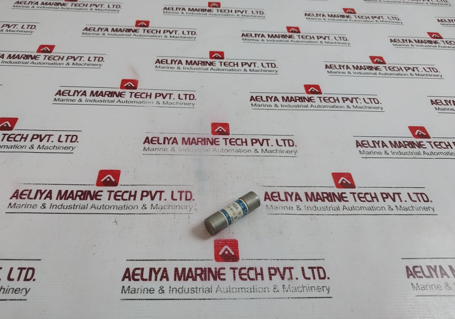 Lot of 10X Utsunomiya UC1 Cello-Lite Fuse 10A AC500V DC250V, 16D-000-003