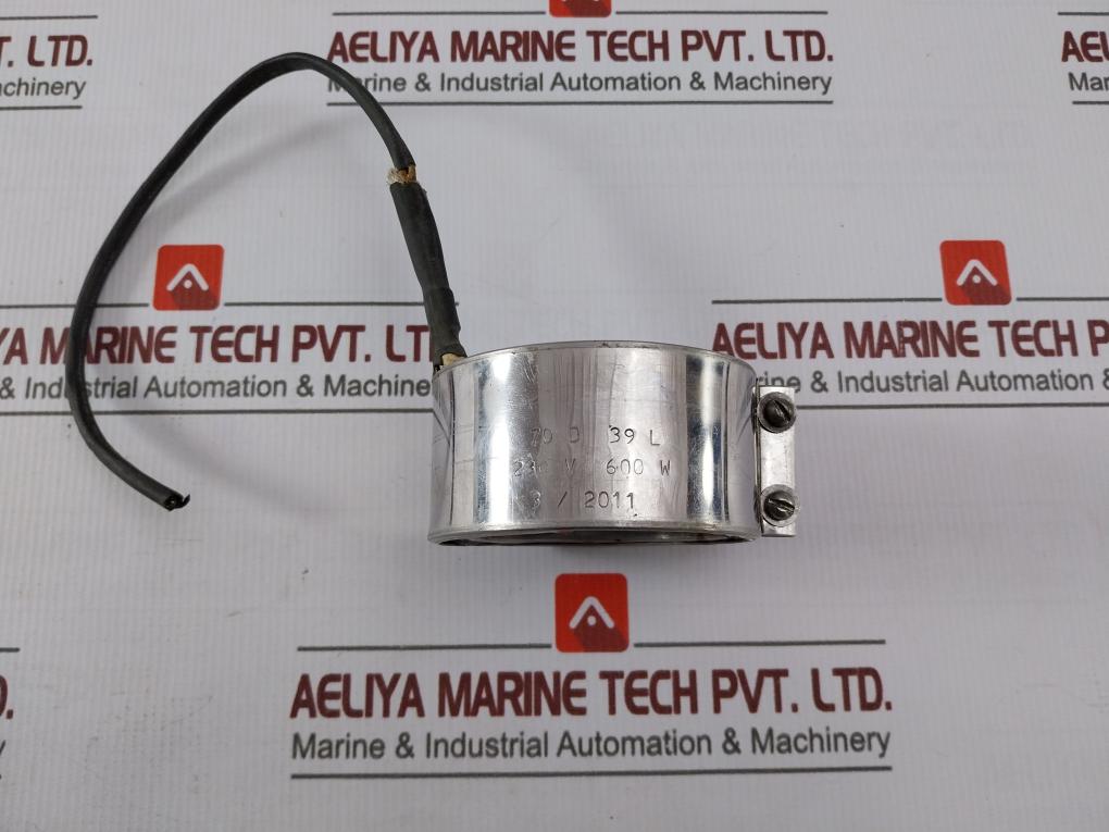 70 D 39 L 230 V 600 W Mica Band Heater