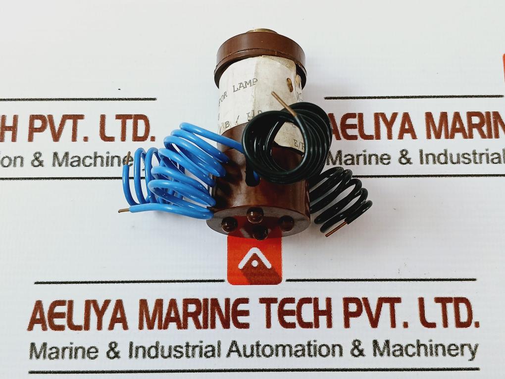 7410 Intrinsically Safe Switch for Lamp B/E 11591 U