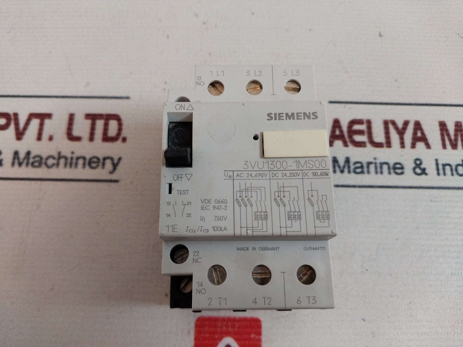 Siemens 3vu1300-1ms00 Circuit Breaker 750v 100ka 50/60hz
