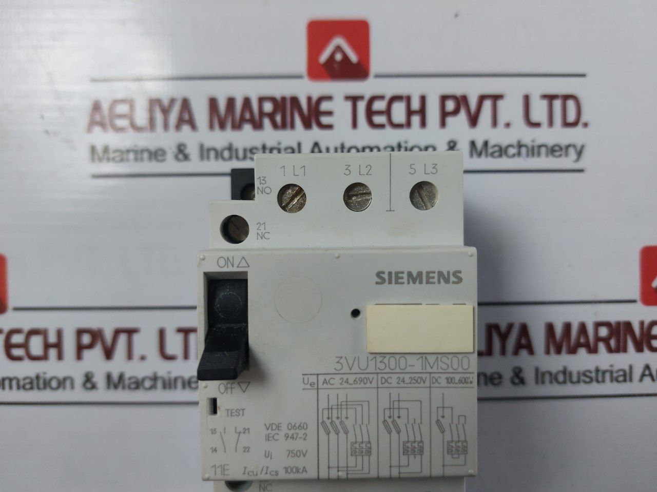 Siemens 3vu1300-1ms00 Circuit Breaker 750v 100ka 50/60hz
