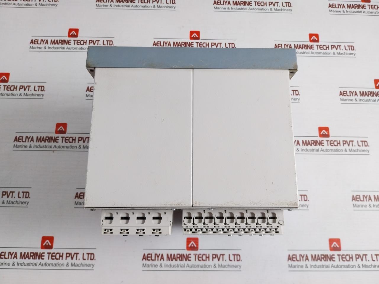 7Sj6311-5Eb92-3Fg0-l0B/Ee Brand Siemens Multifunction Protective Relay