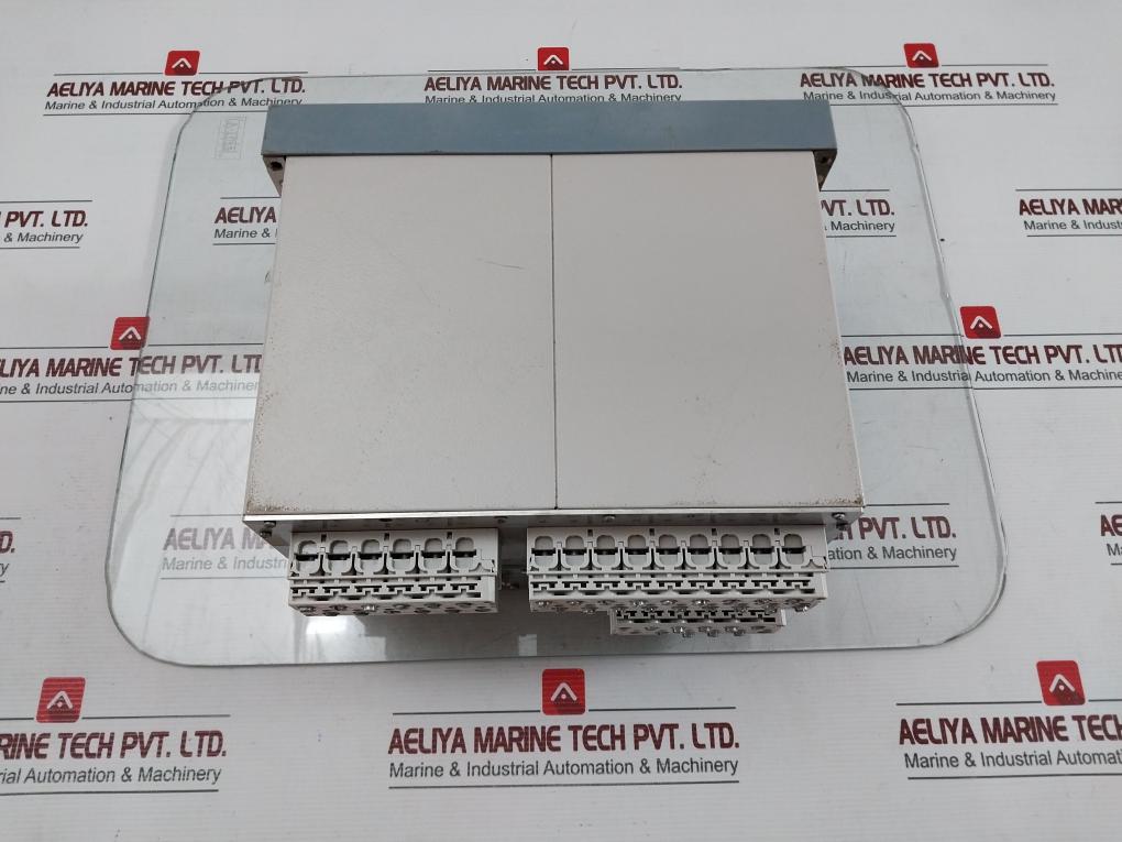 7Ve6110-5Eb92-0Da0/Dd Synchronizing Relay Paralleling Device Brand Siemens 115-230Vac