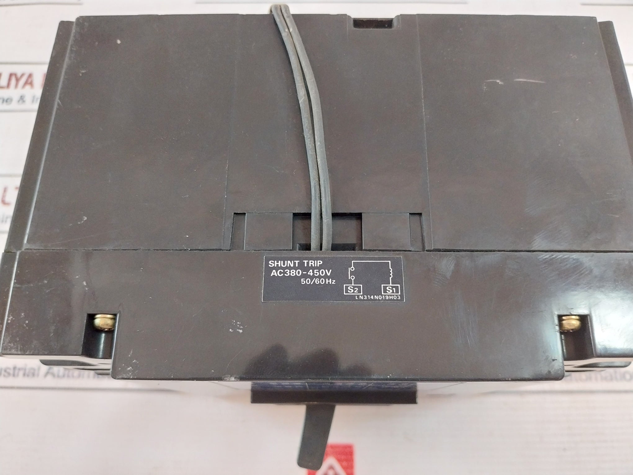 Mitsubishi Electric Nf225-sh 200Amp No-fuse Breaker 3Pole 660V