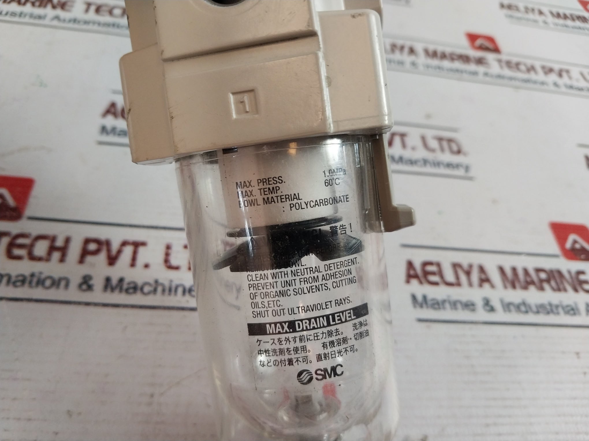 Smc Aw30-02-a Filter Regulator 4D1-9Tw