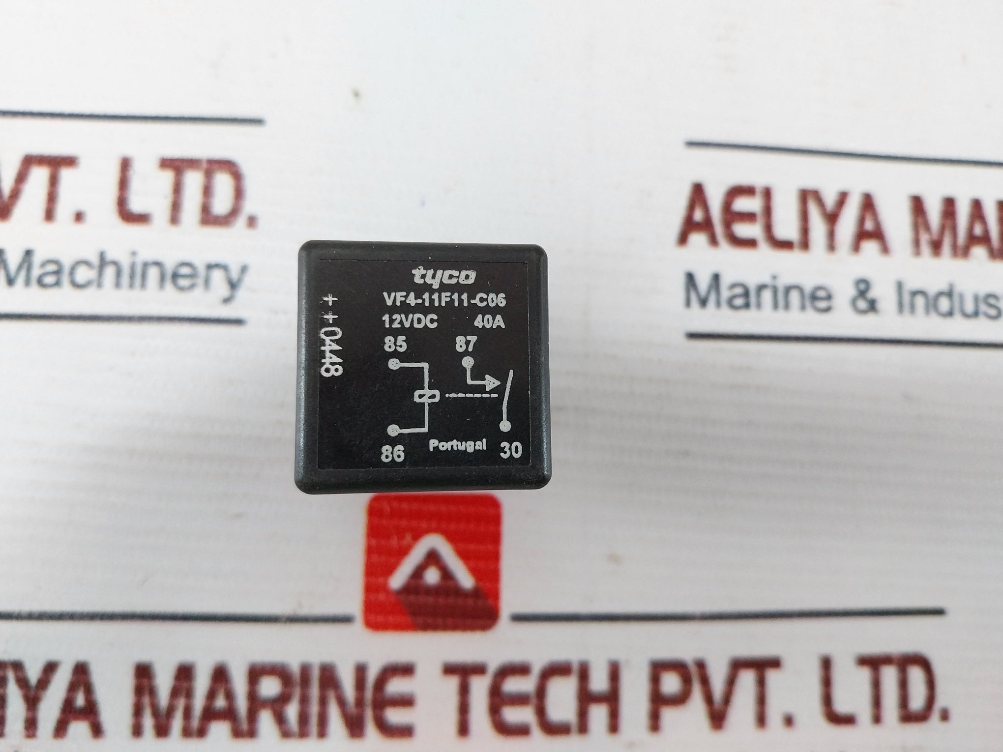 Tyco Vf4-11F11-c06 Automotive Relay 12Vdc 40A