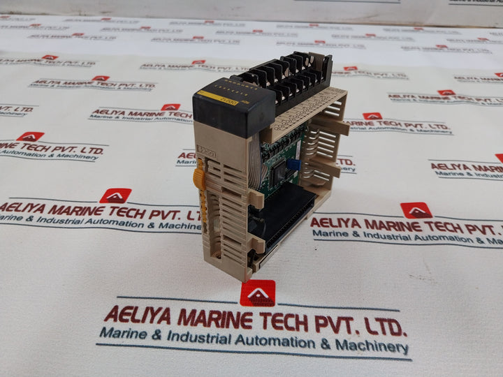 Omron Cqm1-od212 16Points Output Module Unit 5-24Vdc
