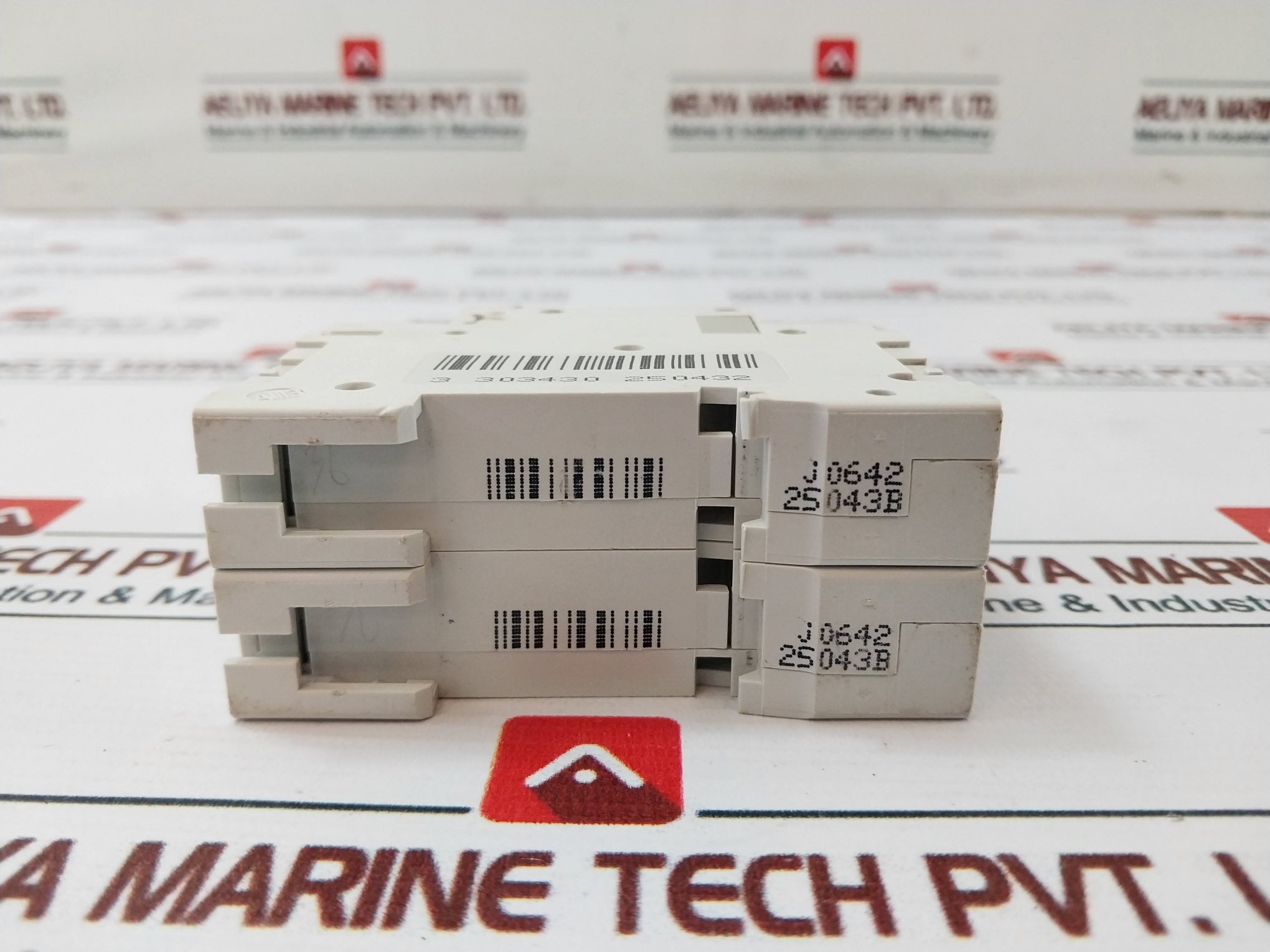Merlin Gerin C60H C16 Multi 9 Circuit Breaker 400V