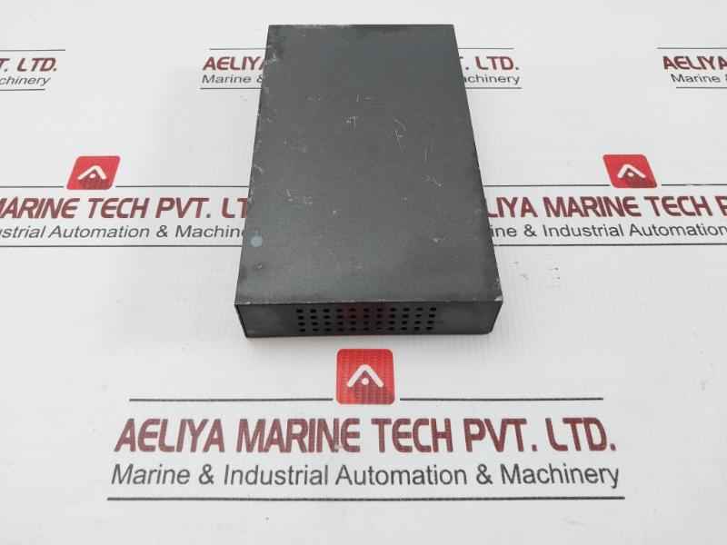 8-port 10/100Mbps Desktop Switch With 4-port Poe Part No: Tl-sf1008P Tp-link