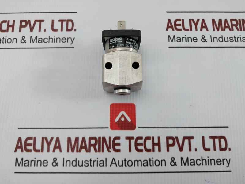 8264.81.2518 Pressure Transmitter 9...32V Dc(2) Trafag