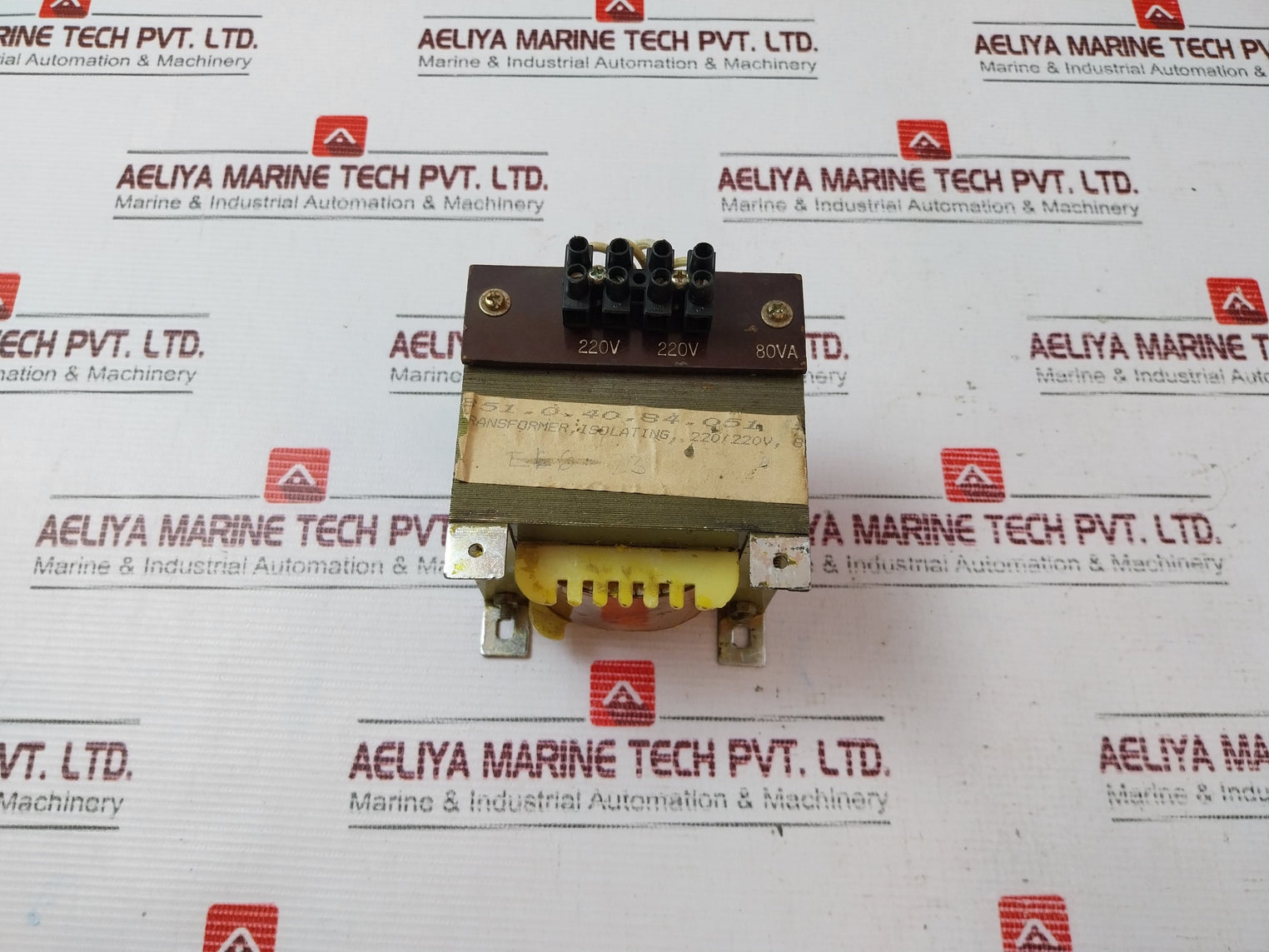 851.0.40.84.051 Isolating Transformer 220/220V