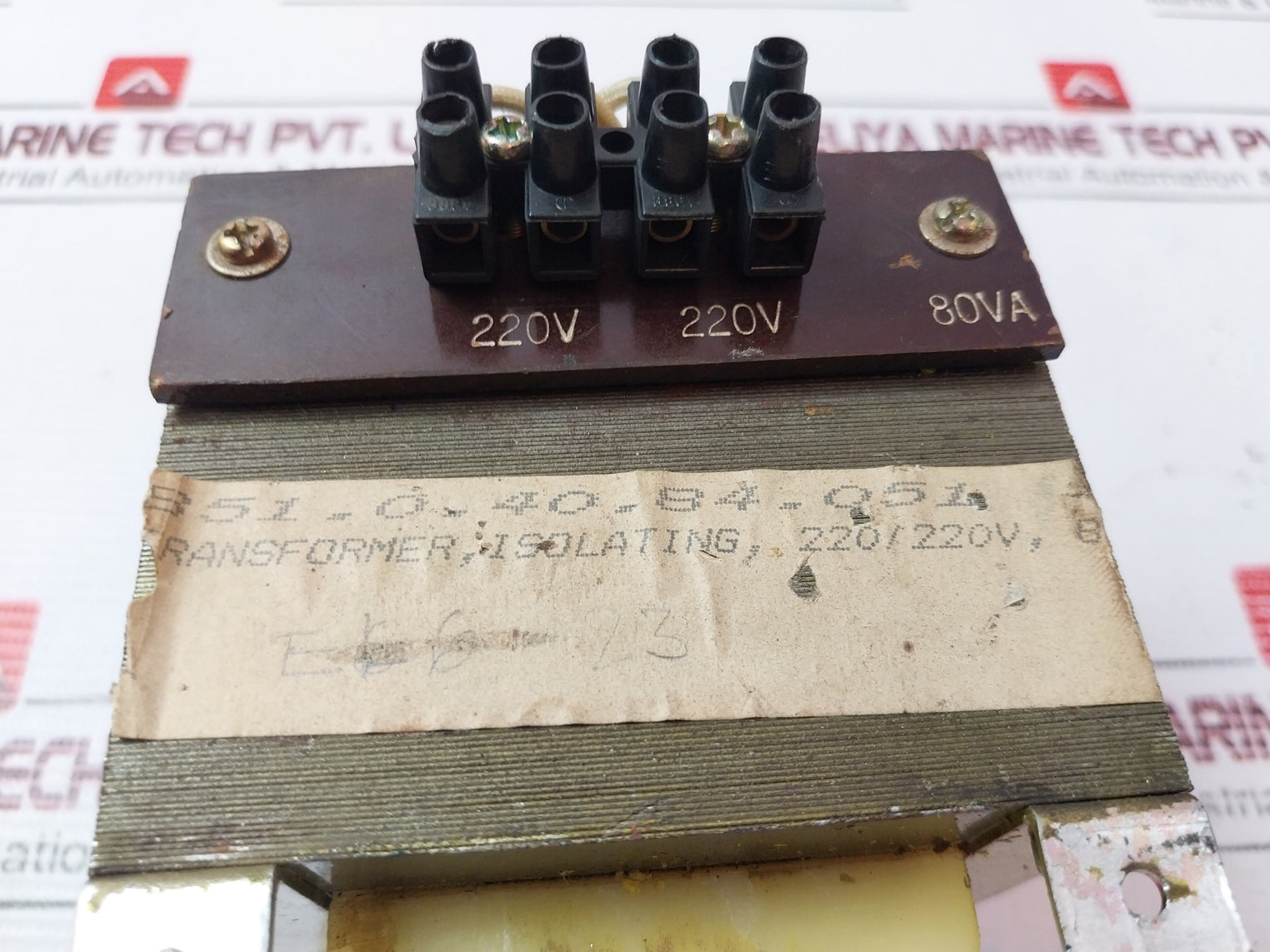 851.0.40.84.051 Isolating Transformer 220/220V