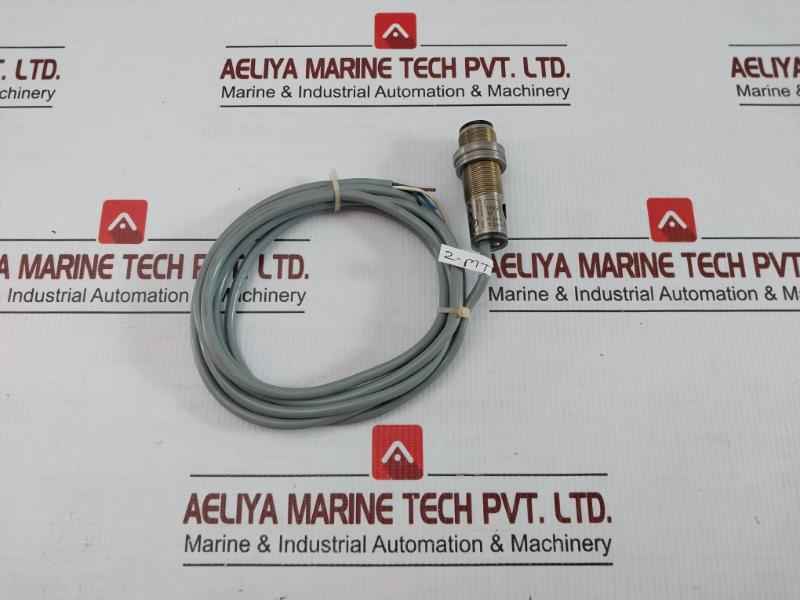 87804 Inductive Proximity Sensor 10-30Vdc 2 Meter Pepperl+Fuchs