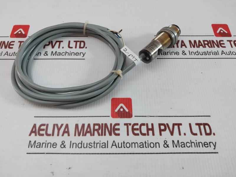 87804 Inductive Proximity Sensor 10-30Vdc 2 Meter Pepperl+Fuchs