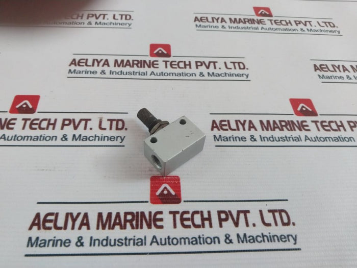 8850-1/8 Flow Regulator