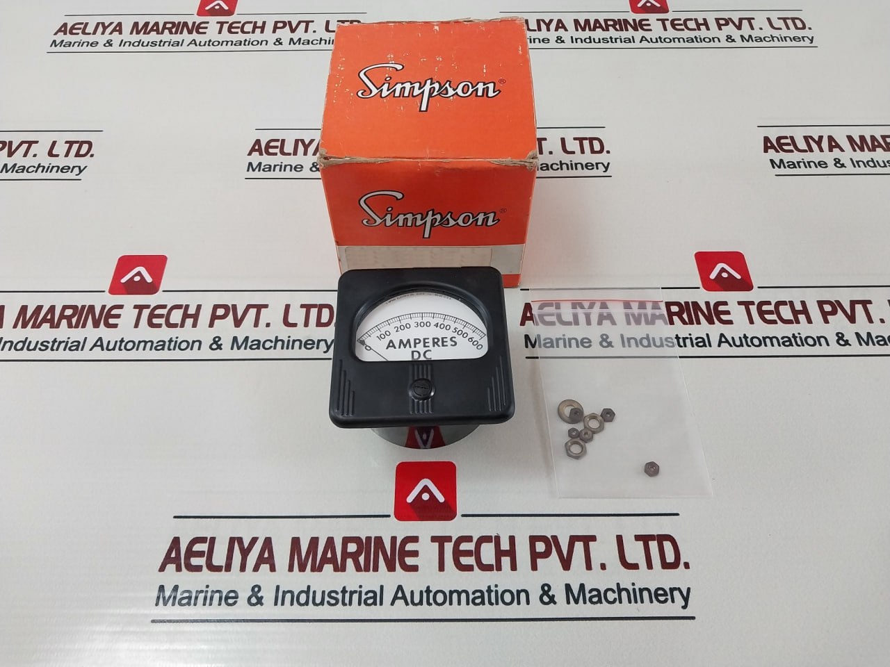 Simpson M-10485-8 0-600 DC Amperes Meter