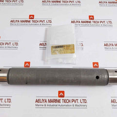 8L-40/54-112.04.027 Engine Oil Pump Shaft Rod Man