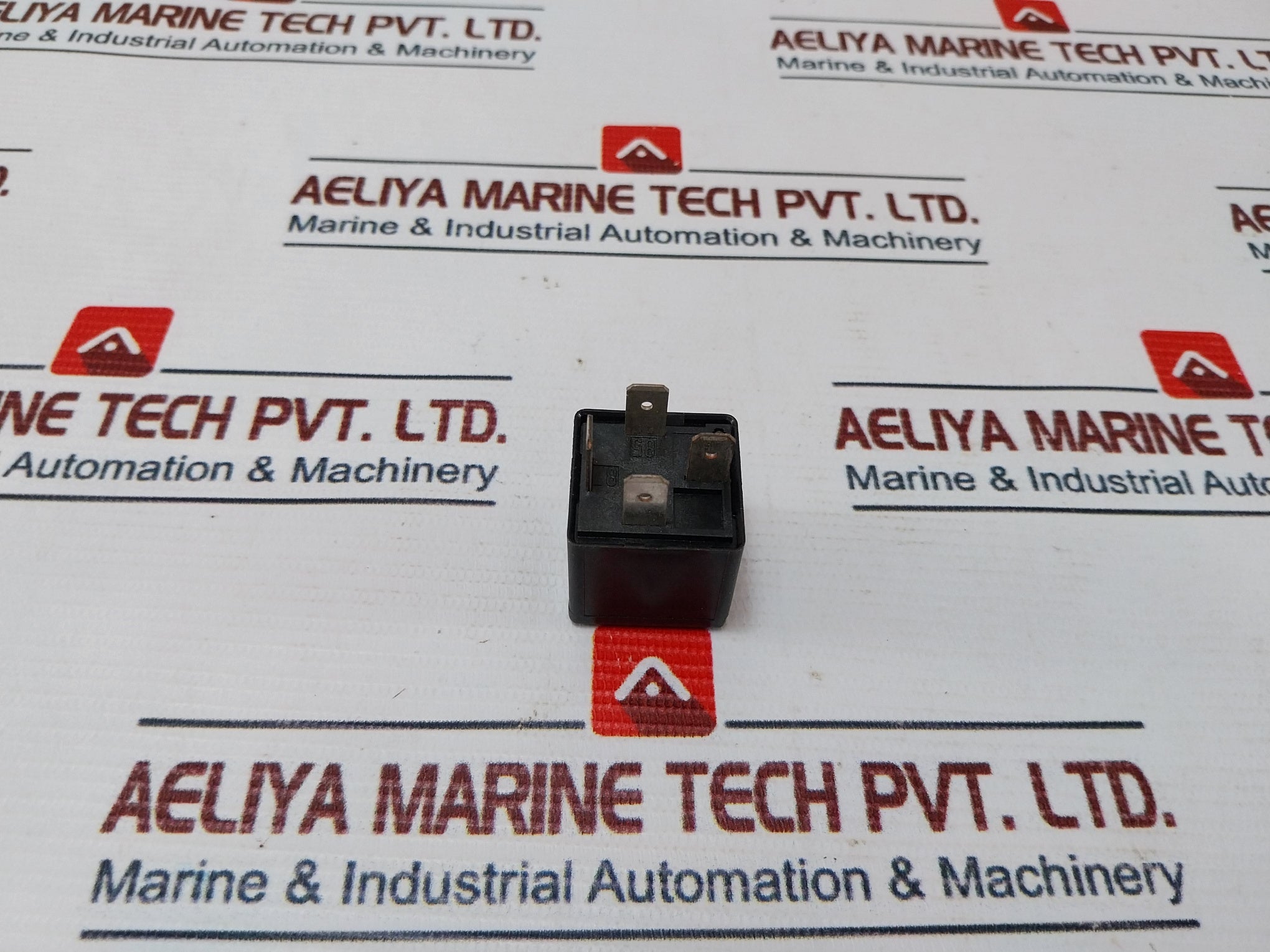 Tyco Vf4-11F11-c06 Automotive Relay 12Vdc 40A