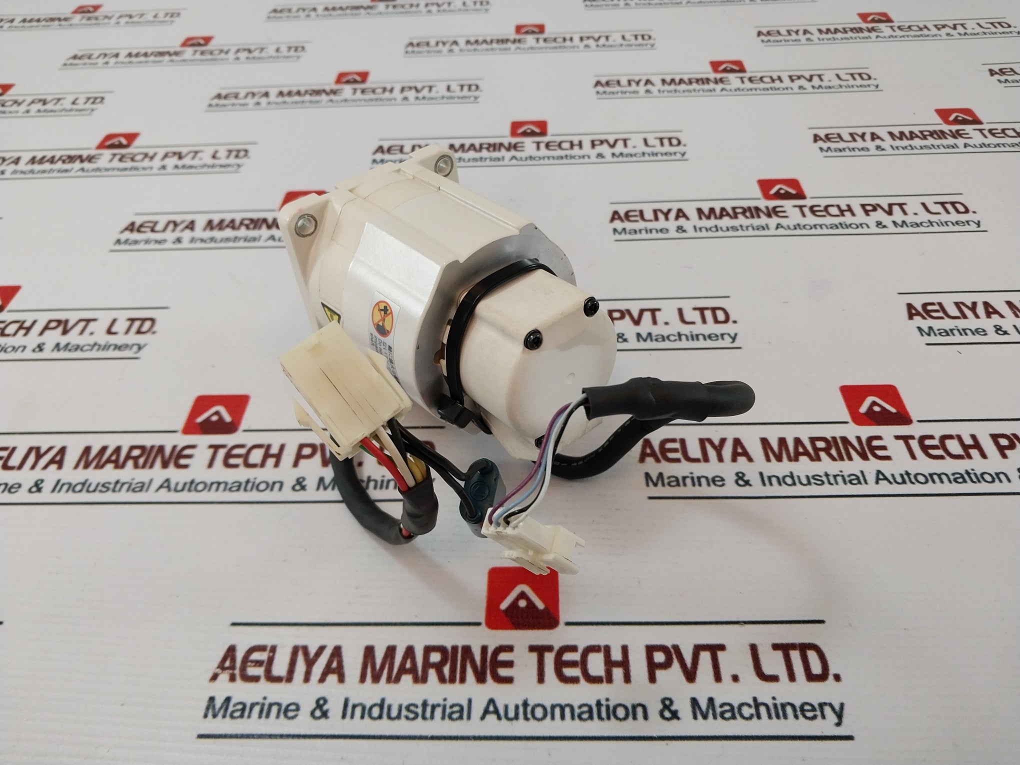 Denso Motor Servo 410622-1590 MQMA022T3V2