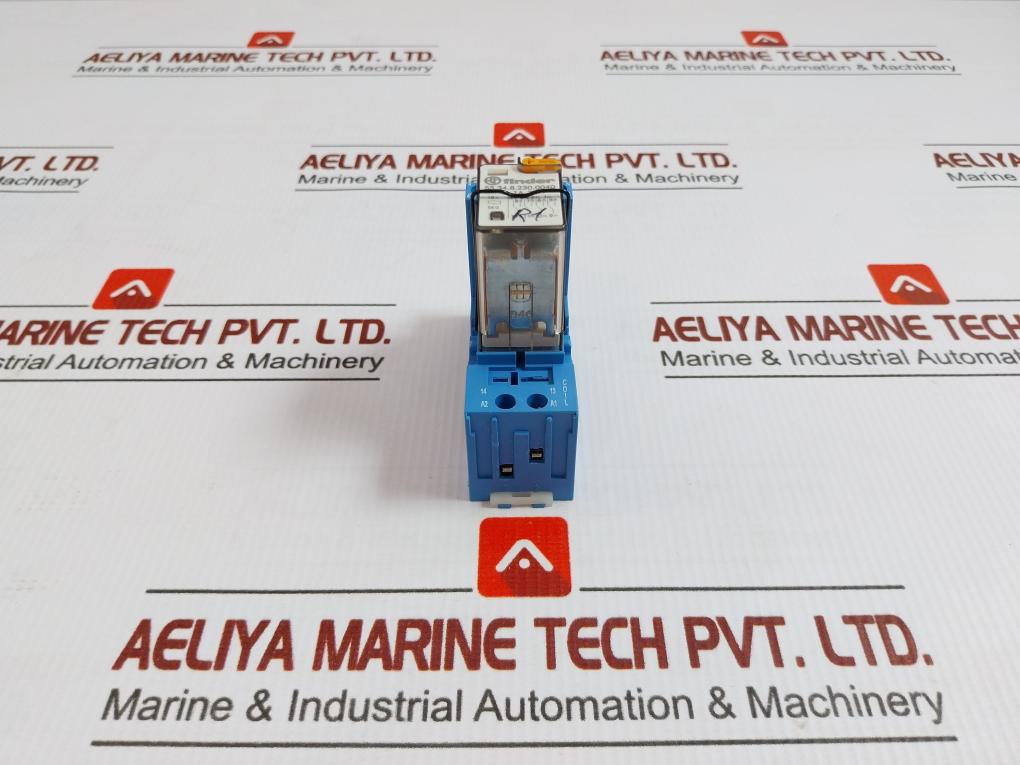 94.04 55.34.8.230.0040 Finder 230V Ac 10A Ass Interface Relay With Socket Module