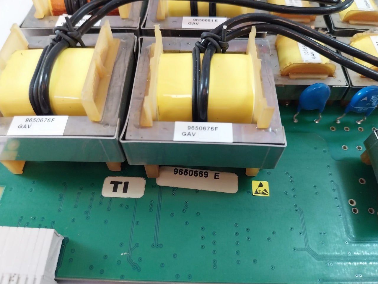 9650640 C,9650669 E Printed Circuit Board