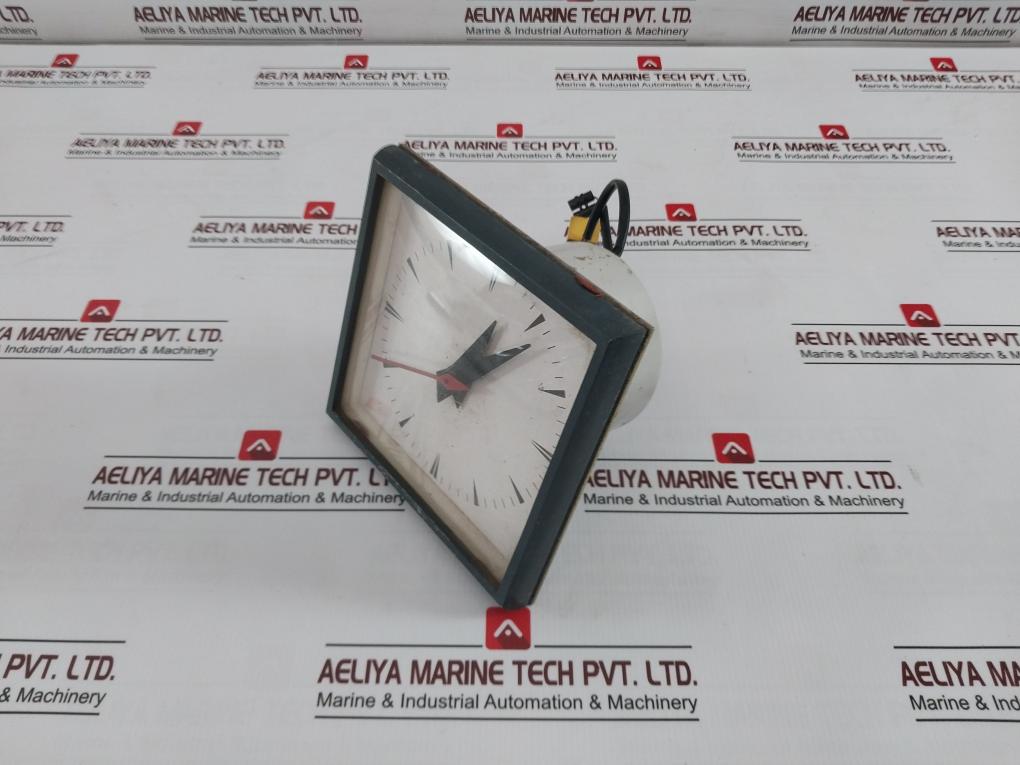 9904 111 32511 Analog Synchronous Slave Clock Mb11 250-300 Rpm 24V 50-60Hz